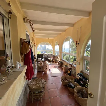 Manzano Villa